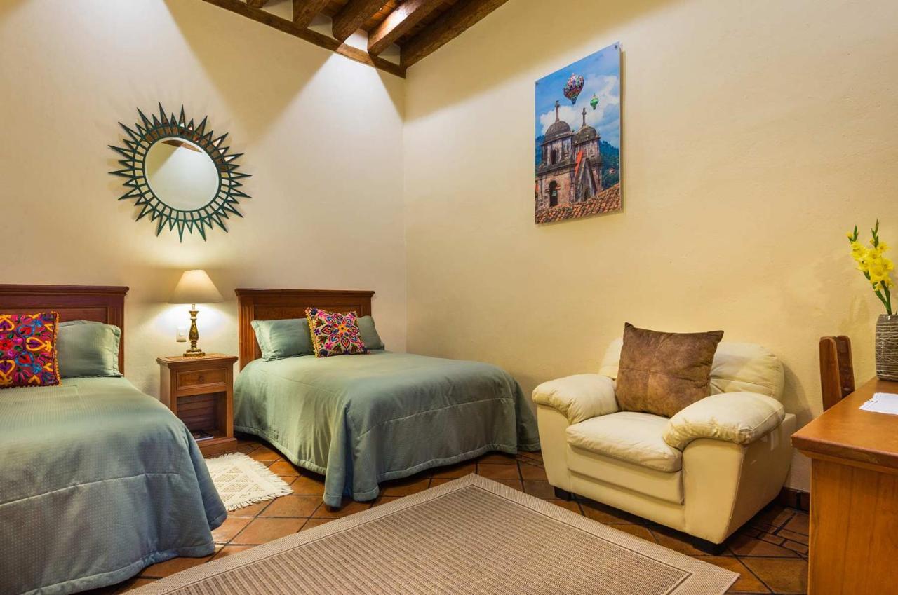 Hotel Casa Del Naranjo Пацкуаро Екстер'єр фото