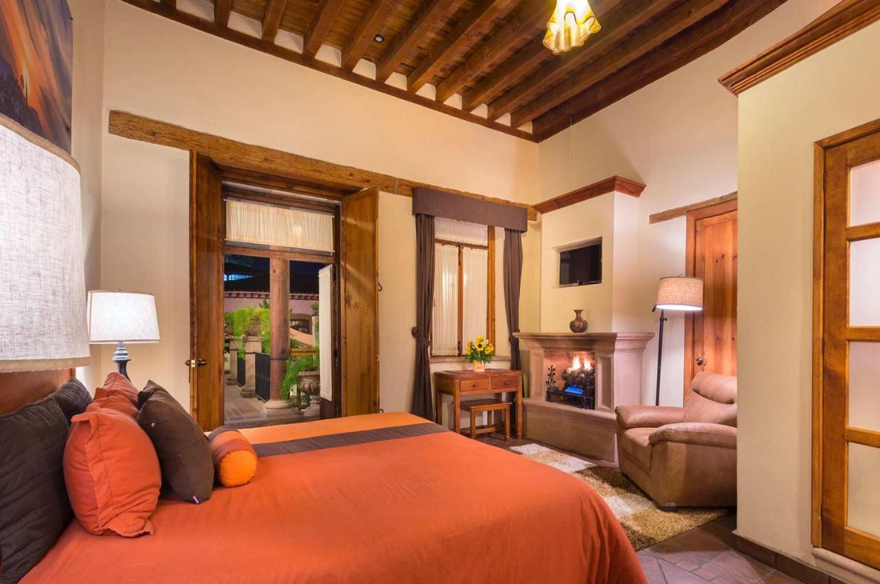 Hotel Casa Del Naranjo Пацкуаро Екстер'єр фото