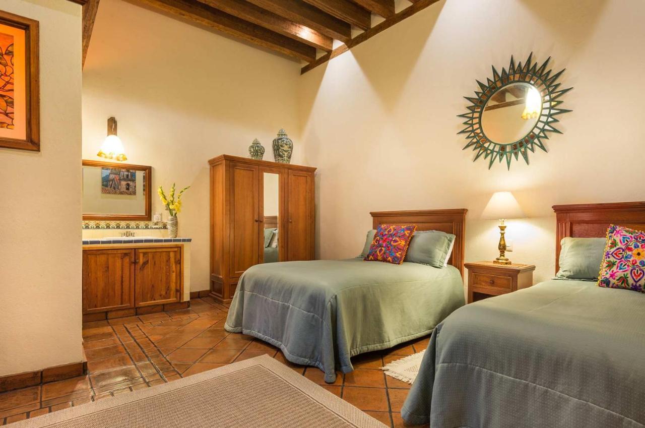 Hotel Casa Del Naranjo Пацкуаро Екстер'єр фото
