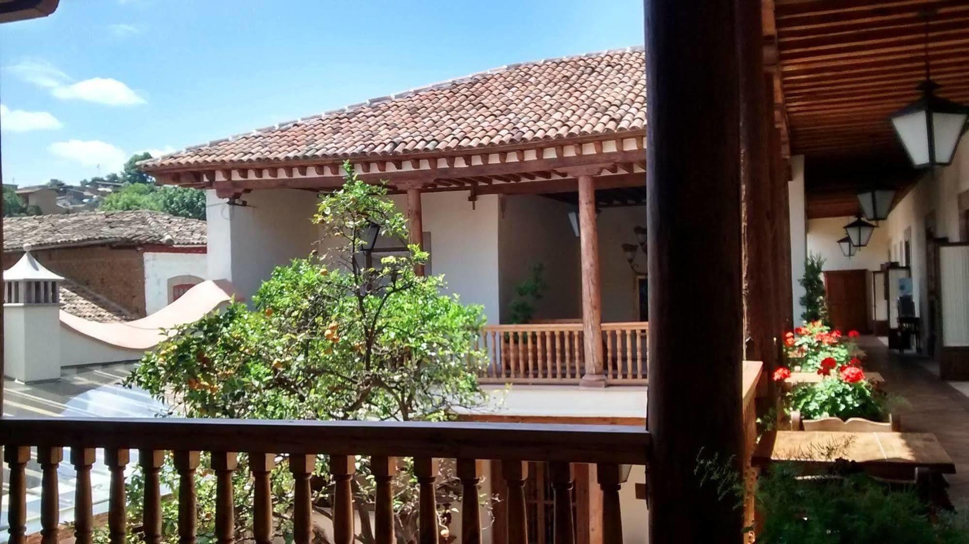 Hotel Casa Del Naranjo Пацкуаро Екстер'єр фото